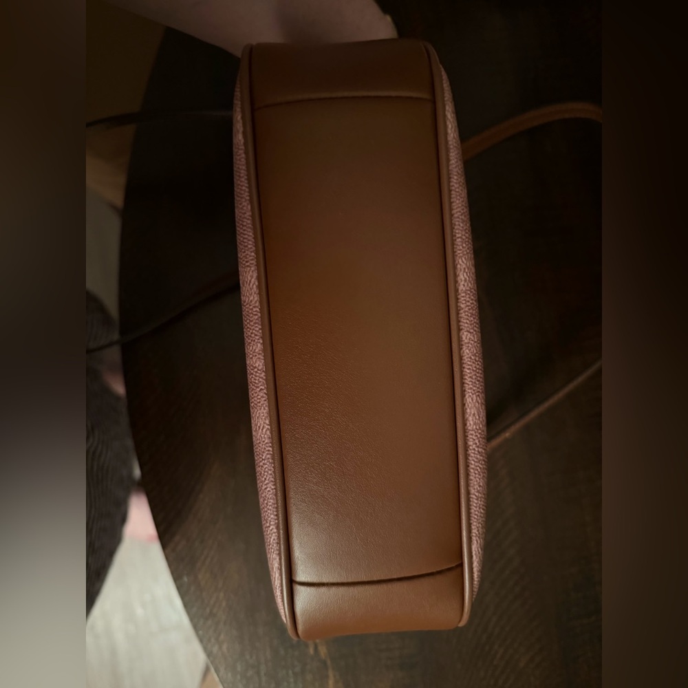 EUC Coach x Peanuts Teri Crossbody - Picture 6 of 8
